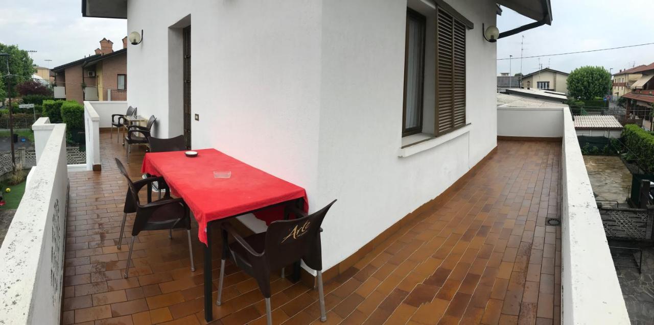 Appartamento Per Brevi Periodi "Michelmabel" Bergamo Exterior photo
