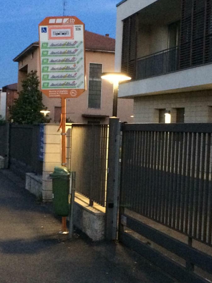Appartamento Per Brevi Periodi "Michelmabel" Bergamo Exterior photo